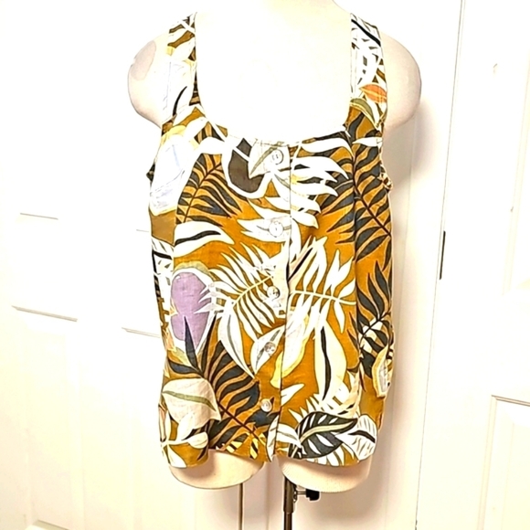 C&C California button-down top. 100% linen. Size large. Palm leaves mustard gray - Picture 1 of 10